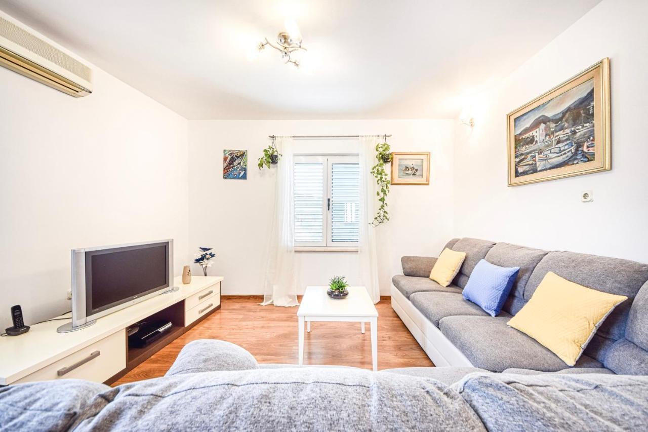 Apartman Andrej Povlja  Pokój zdjęcie